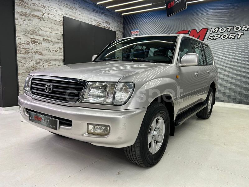 Gris / plata Usado 2002 Toyota Land Cruiser SUV | 23.990 € - Imagen 1/4