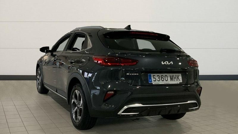 Usado Kia XCeed 120 CV (88 kW) 2023 Oscuro SUV