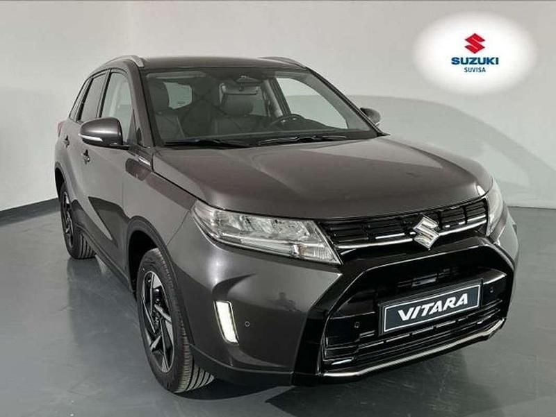 Usado Suzuki Vitara 110 CV (80 kW) 2025 Gris SUV