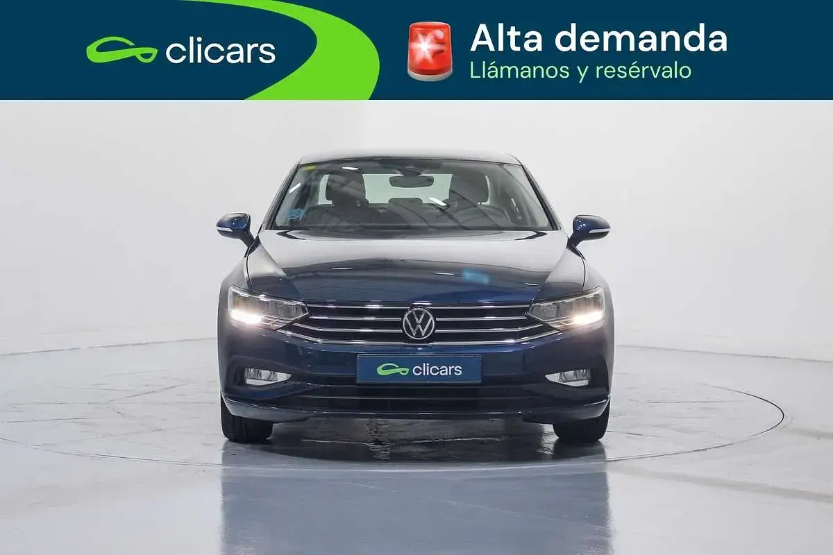 Usado VW Passat Business 122 CV (89 kW) 2020 Azul Berlina