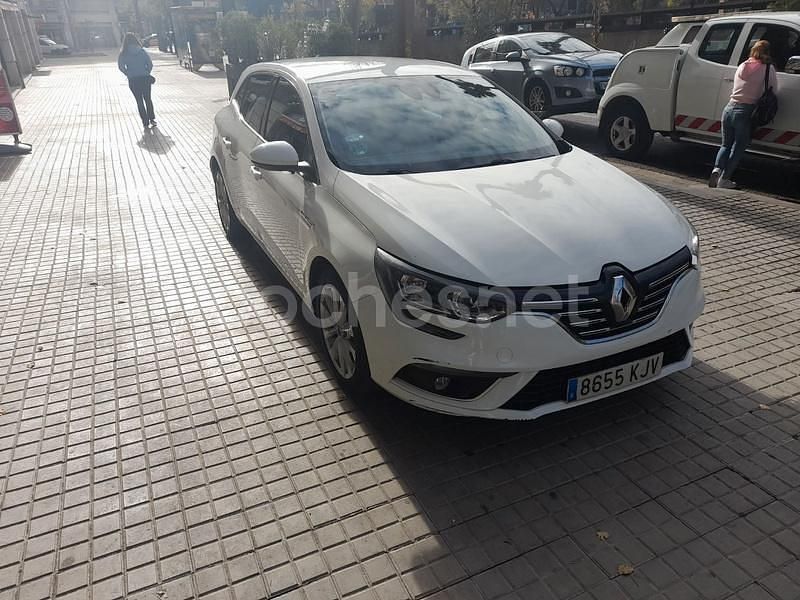 Blanco Usado 2018 Renault Mégane IV Zen Berlina | 10.990 € (Precio justo) - Imagen 1/4