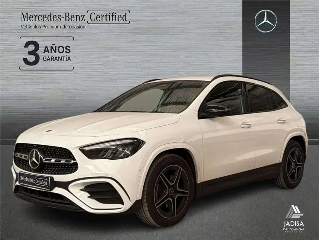 Usado Mercedes GLA200 150 CV (110 kW) 2025 SUV