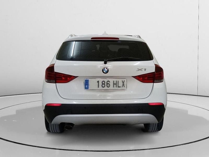 Usado BMW X1 xLine 143 CV (105 kW) 2012 Blanco SUV