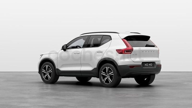 Usado Volvo XC40 Plus 163 CV (119 kW) 2025 Blanco SUV