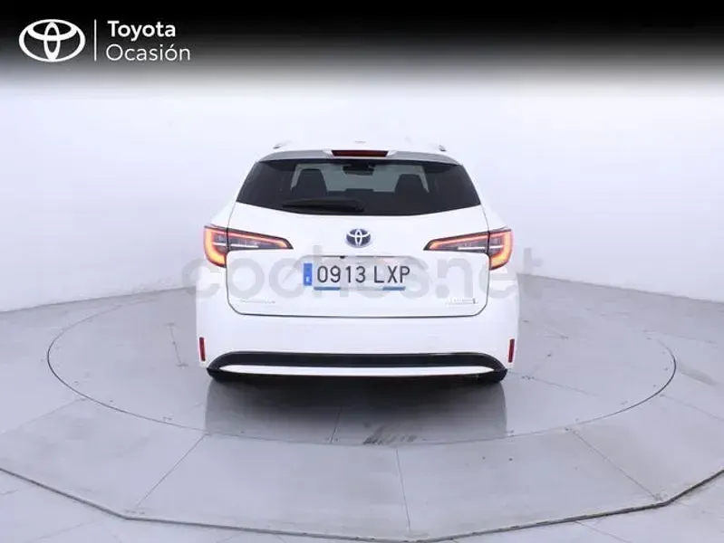 Usado Toyota Corolla Active 122 CV (89 kW) 2022 Blanco Familiar