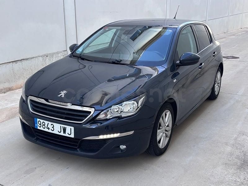 Gris / plata Usado 2017 Peugeot 308 Style Berlina | 6990 € (Buen precio) - Imagen 1/4