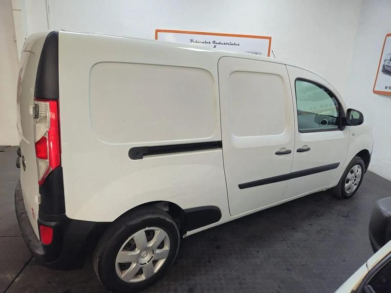 Begagnad Renault Kangoo 95 HK (69 kW) 2021 Vit Minibuss