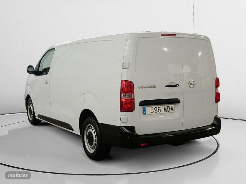 Usado Opel Vivaro 102 CV (75 kW) 2022 Blanco Monovolumen