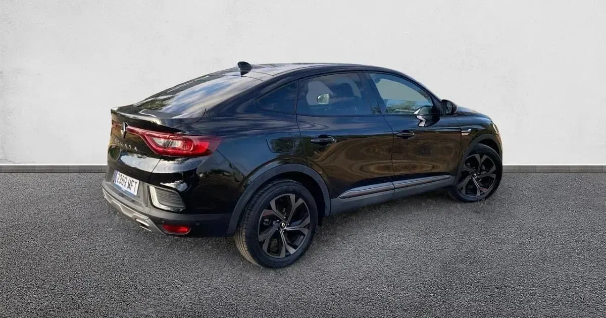 Usado Renault Arkana RS Line 140 CV (102 kW) 2023 SUV