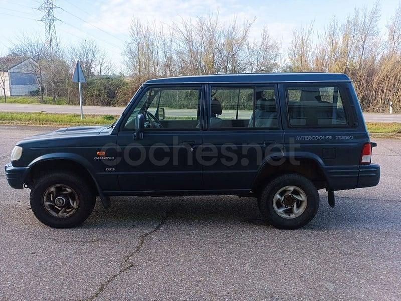 Usado Galloper Exceed 105 CV (77 kW) 2000 Azul SUV