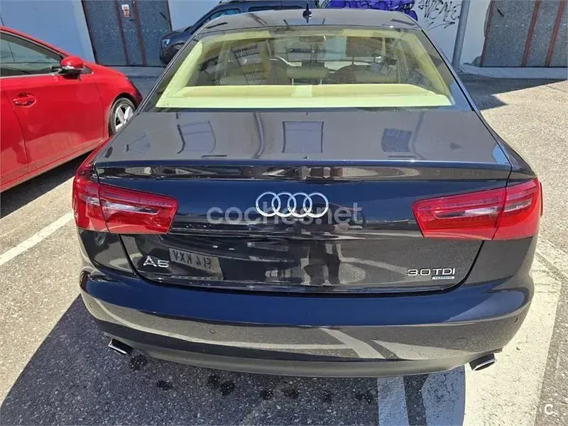 Usado Audi A6 Sport 204 CV (150 kW) 2012 Azul Berlina