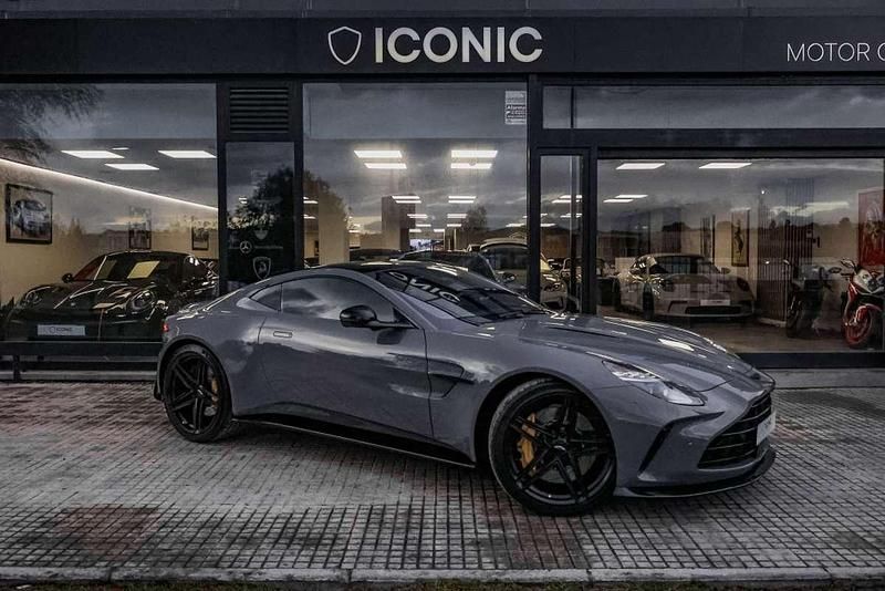 Gris Usado 2025 Aston Martin Vantage Coupe | 239.900 € - Imagen 1/4