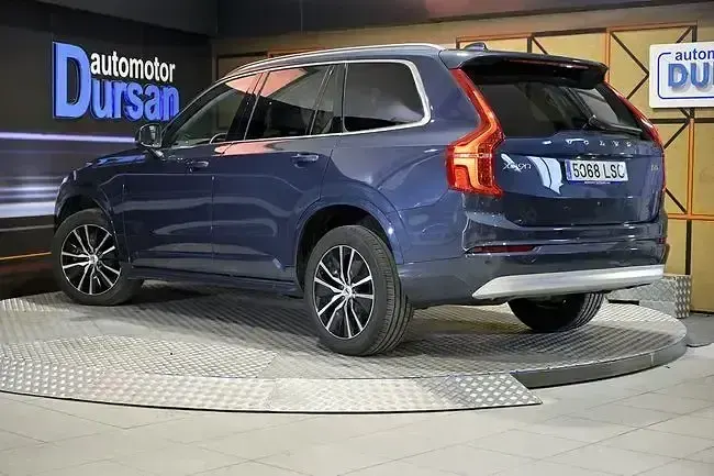 Usado Volvo XC90 Momentum 235 CV (172 kW) 2021 Negro SUV