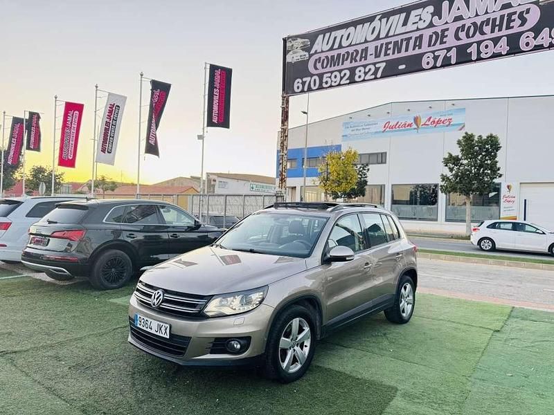 Usado VW Tiguan R-line 110 CV (80 kW) 2015 Marrón SUV