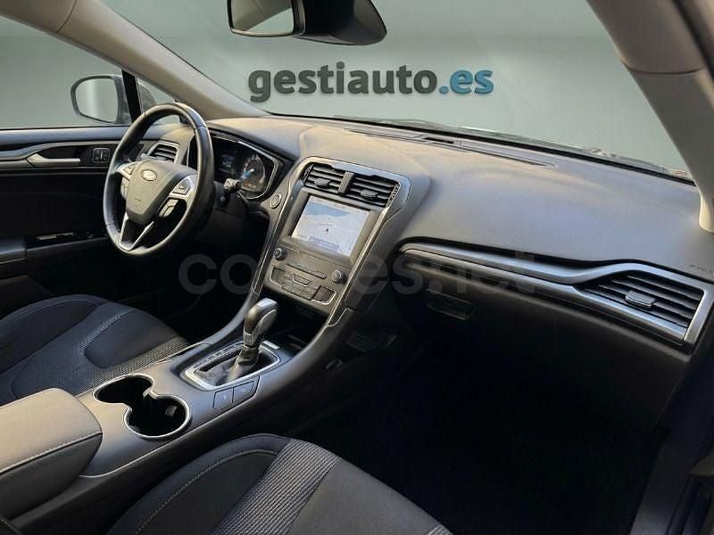 Usado Ford Mondeo Titanium 187 CV (137 kW) 2019 Marrón Berlina