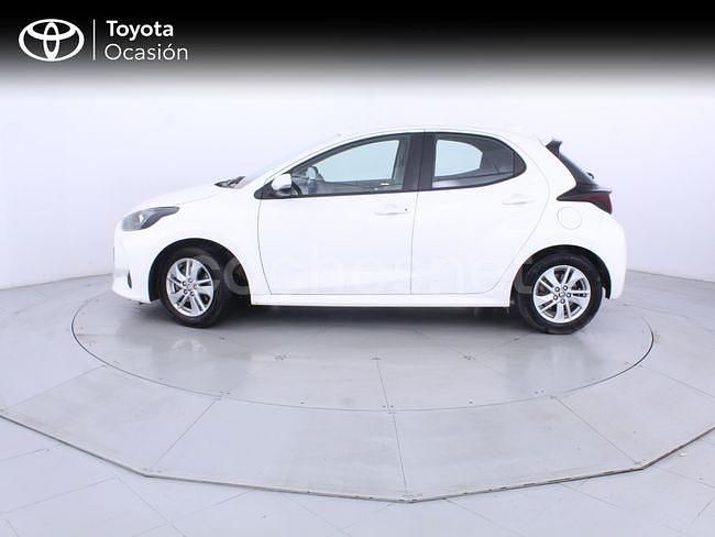 Usado Toyota Yaris Hybrid Business Edition 116 CV (85 kW) 2023 Blanco Berlina