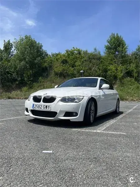 Usado BMW 320 177 CV (130 kW) 2010 Blanco Coupe