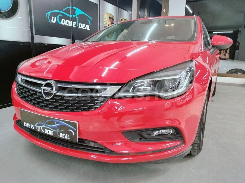 Rojo Usado 2019 Opel Astra Berlina | 11.900 € (Precio justo) - Imagen 1/4