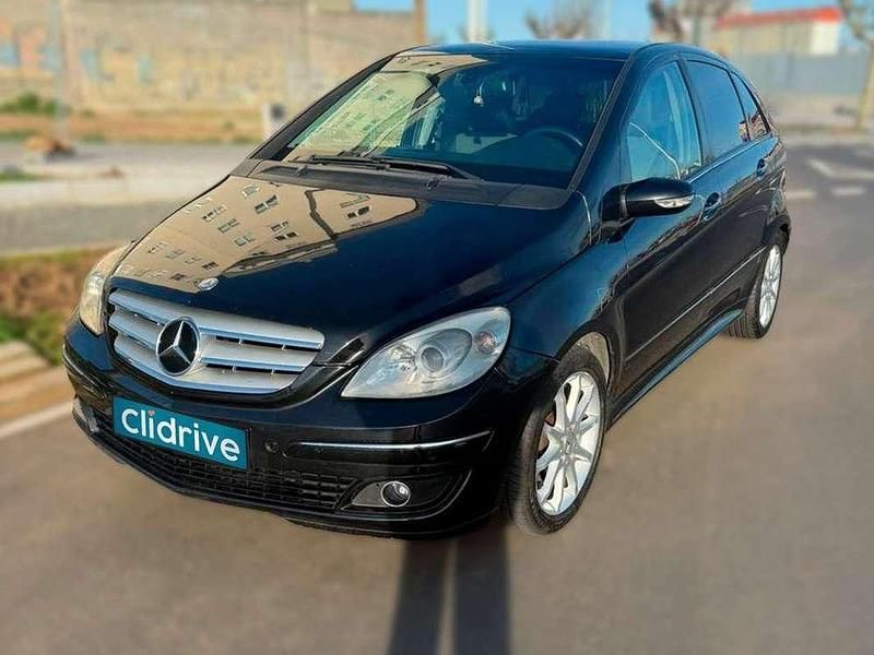 Usado Mercedes C320 140 CV (102 kW) 2007 Negro Berlina