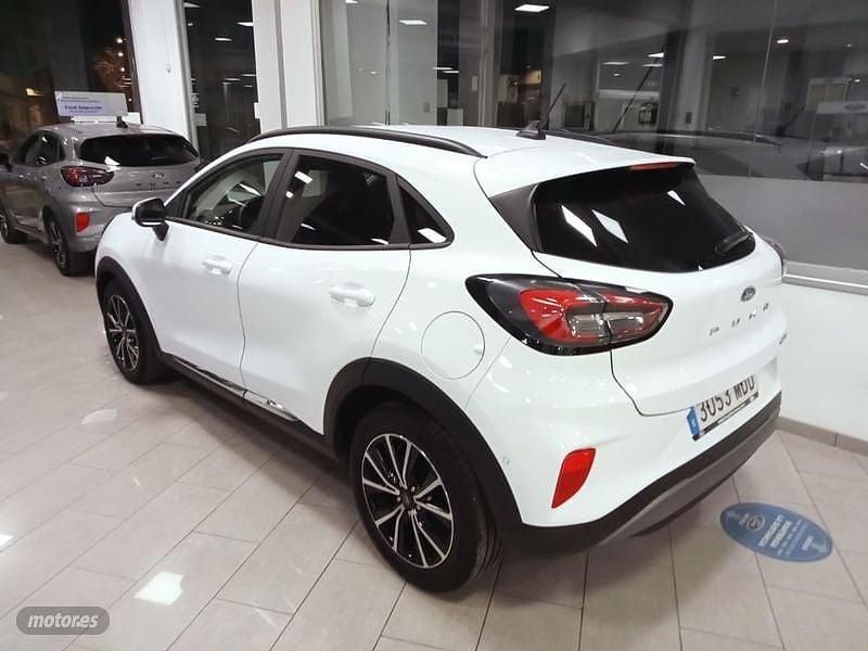 Usado Ford Puma Titanium 125 CV (91 kW) 2022 Blanco SUV