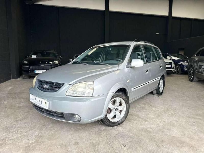 Usado Kia Carens LX 111 CV (81 kW) 2005 Gris Monovolumen
