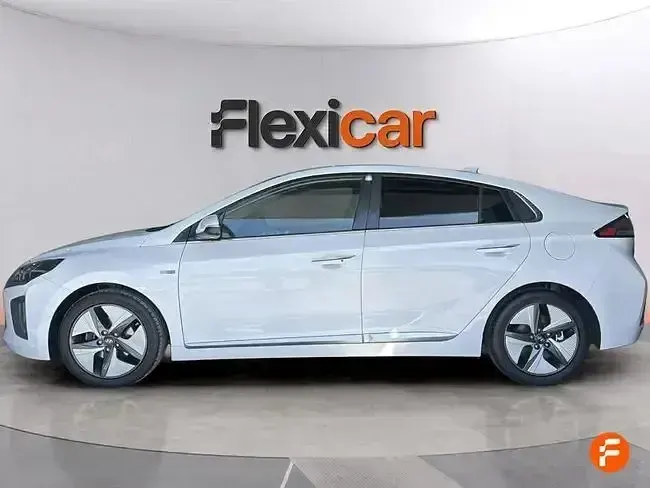 Usado Hyundai Ioniq 141 CV (103 kW) 2020 Blanco Utilitario