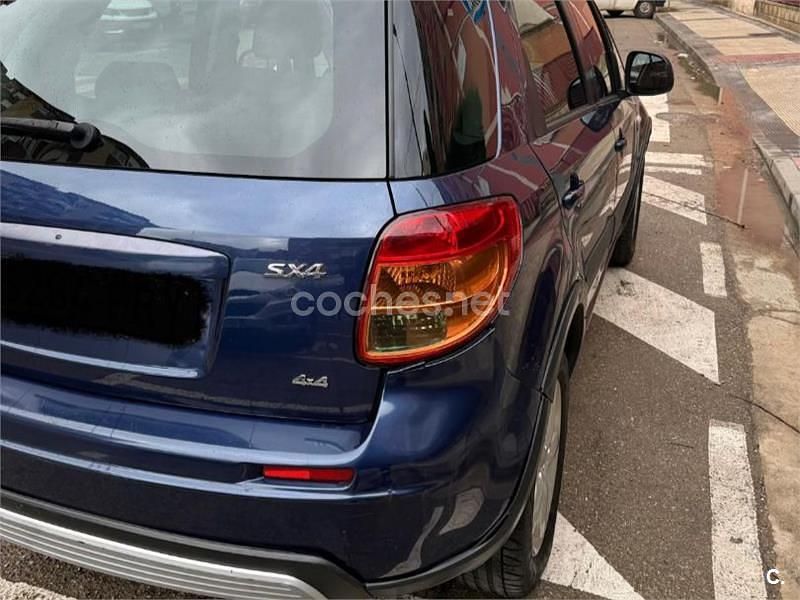 Usado Suzuki SX4 120 CV (88 kW) 2007 Azul SUV