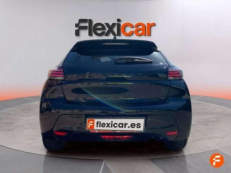 Usado Peugeot 208 Allure 101 CV (74 kW) 2025 Negro Utilitario