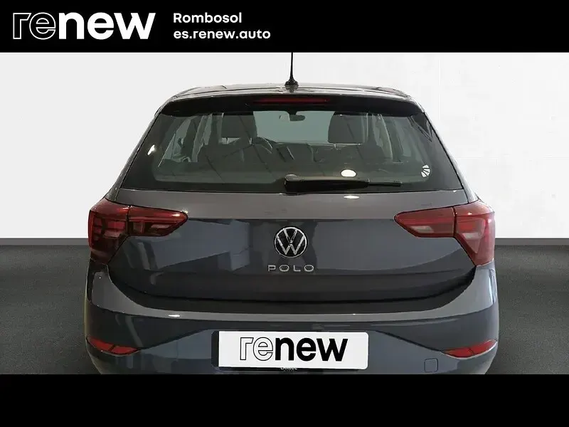 Usado VW Polo Life 95 CV (69 kW) 2023 Gris Utilitario