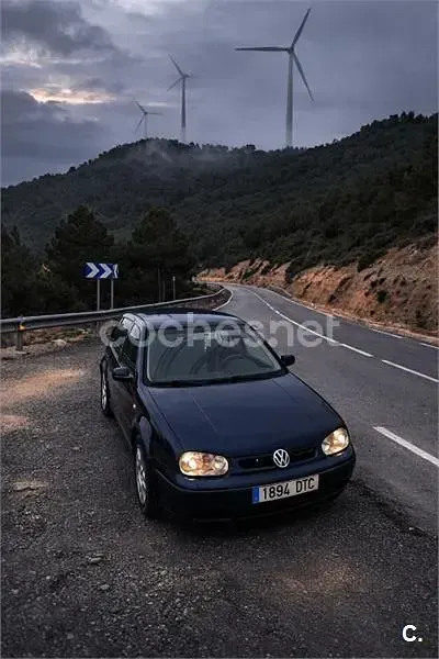 Usado VW Golf IV GTI 150 CV (110 kW) 2004 Azul Berlina
