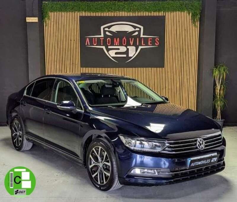 Azul Usado 2016 VW Passat Business Berlina | 12.499 € (Buen precio) - Imagen 1/4