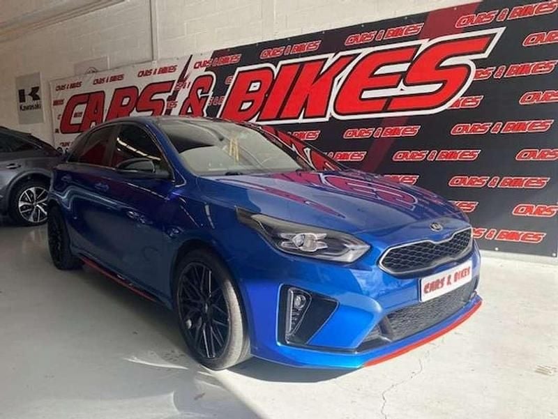 Azul Usado 2020 Kia Ceed GT GT-Line Berlina | 19.995 € (Precio justo) - Imagen 1/4