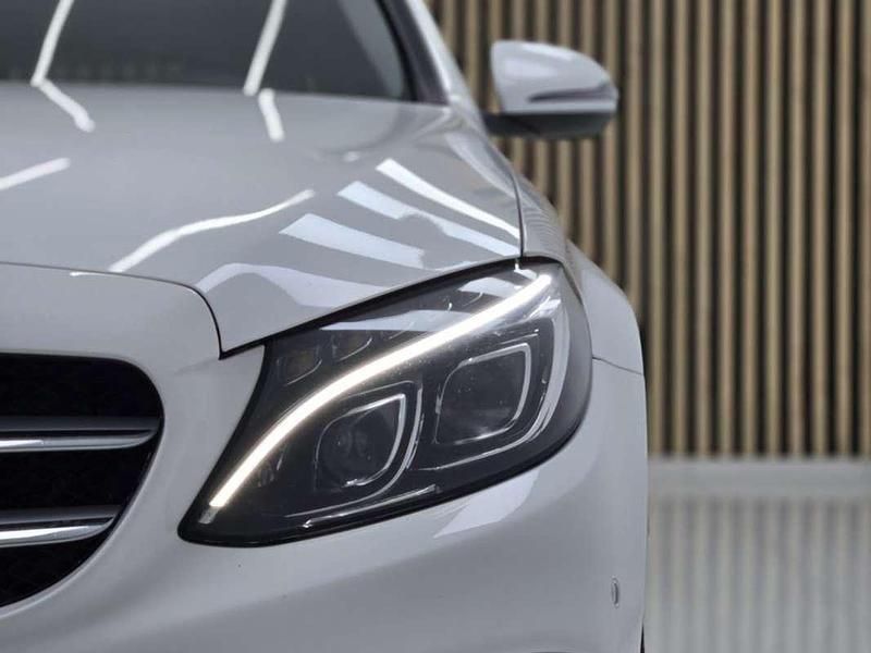 Usado Mercedes C220 170 HP (125 kW) 2016 Branco Carrinha