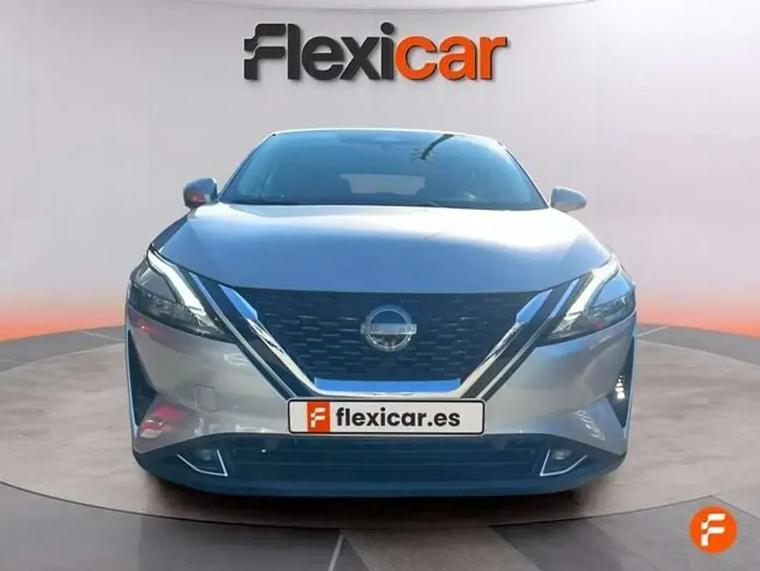 Usado Nissan Qashqai Acenta 158 CV (116 kW) 2023 Gris SUV