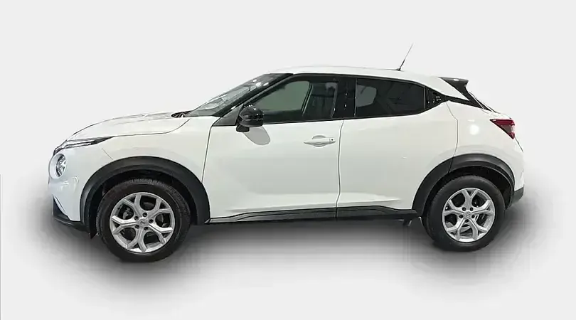 Usado Nissan Juke Acenta 114 CV (83 kW) 2021 Sapporo white (solido) monotono SUV