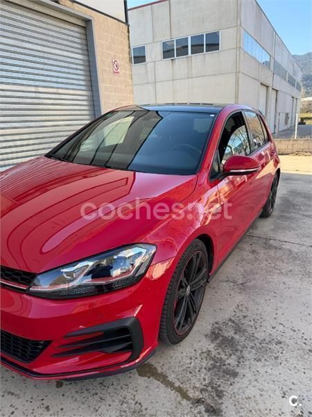 Rojo Usado 2017 VW Golf VII GTI Berlina | 25.000 € (Precio justo) - Imagen 1/4