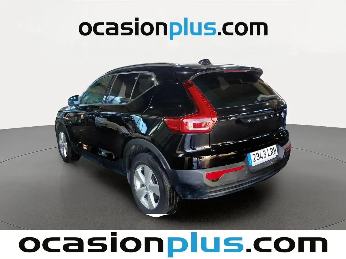Usado Volvo XC40 Momentum 129 CV (94 kW) 2021 Negro SUV