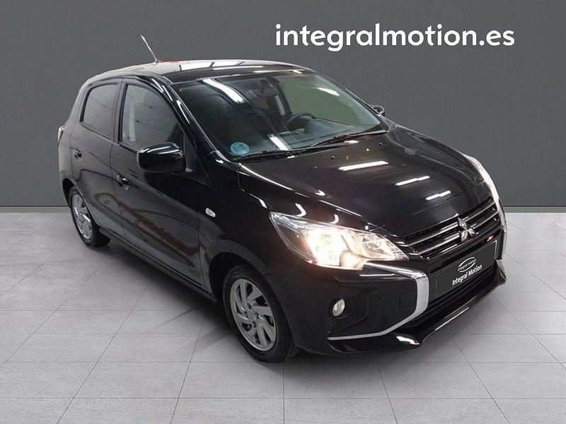 Usado Mitsubishi Space Star Motion 70 CV (51 kW) 2024 Negro Berlina