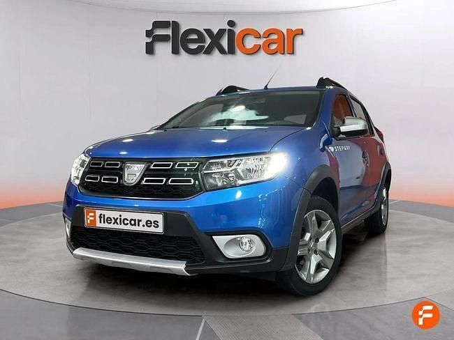 Usado Dacia Sandero Acces 73 CV (53 kW) 2019 Azul Utilitario