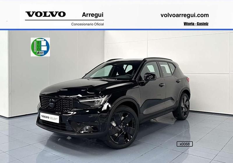 Negro Nuevo 2025 Volvo XC40 Plus SUV | 41.900 € (Precio justo) - Imagen 1/4