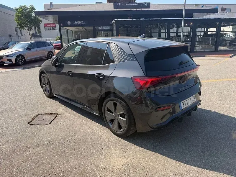 Usado Cupra Born e-Boost 169 kW (231 CV) 2022 Eléctrico Utilitario