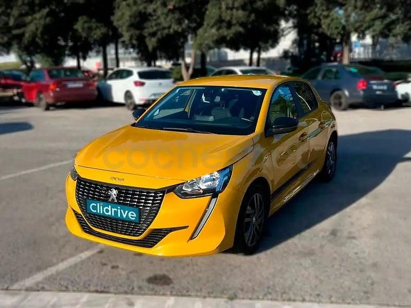 Usado Peugeot 208 Active 100 CV (73 kW) 2022 Amarillo Utilitario