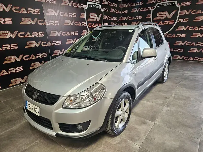 Usado Suzuki SX4 GLX 120 CV (88 kW) 2008 Marrón SUV