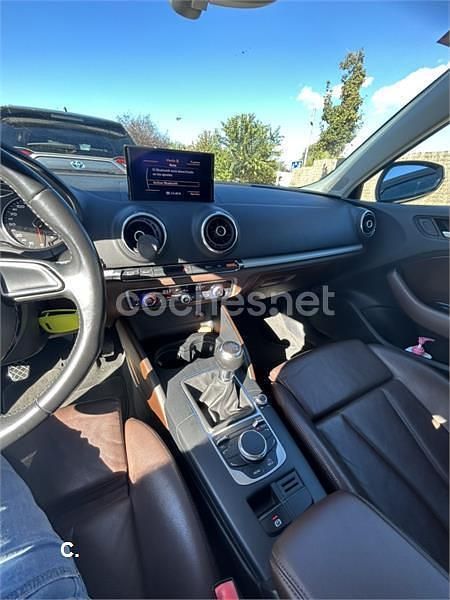 Usado Audi A3 Ambiente 105 CV (77 kW) 2013 Negro Berlina