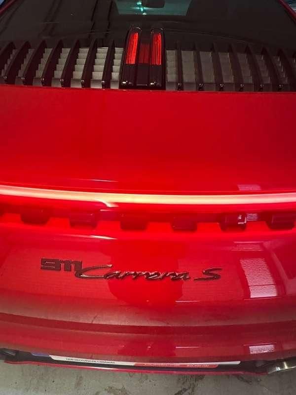 Usado Porsche 911 Carrera S 450 CV (330 kW) 2021 Rojo Coupe