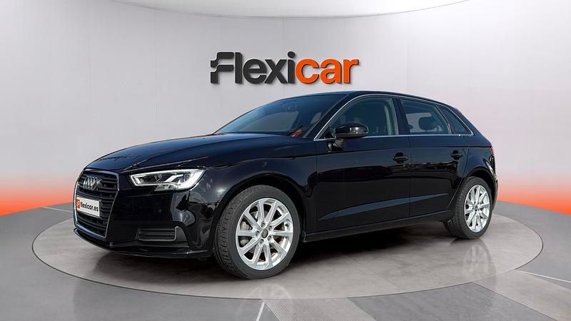 Usado Audi A3 Premium 116 CV (85 kW) 2018 Negro Berlina