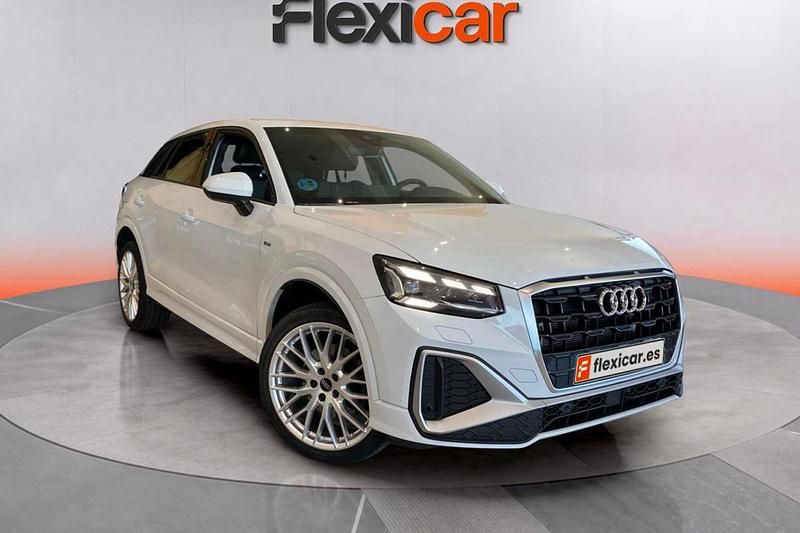 Usado Audi Q2 S-line plus 150 CV (110 kW) 2023 Blanco SUV