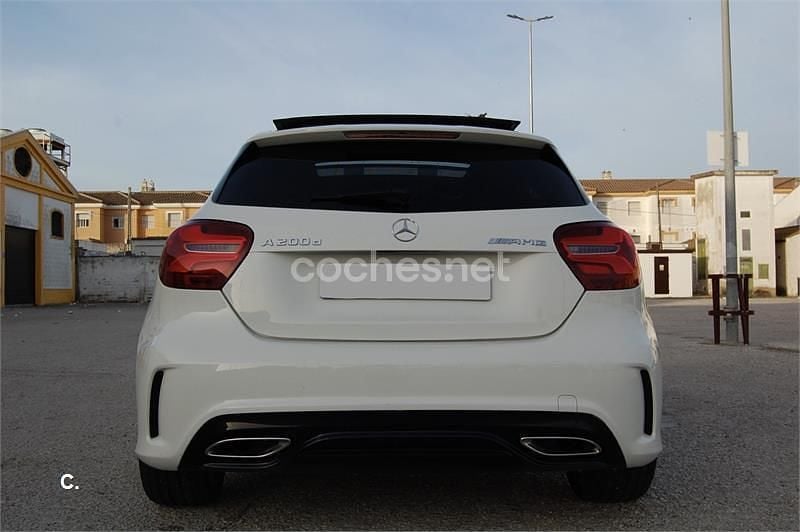 Usado Mercedes A220 AMG line 177 CV (130 kW) 2017 Blanco Berlina