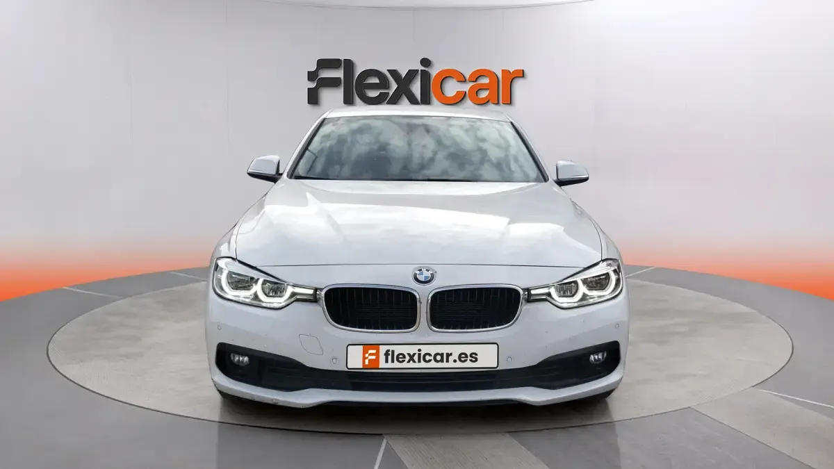 Usado BMW 318 150 CV (110 kW) 2017 Blanco Berlina