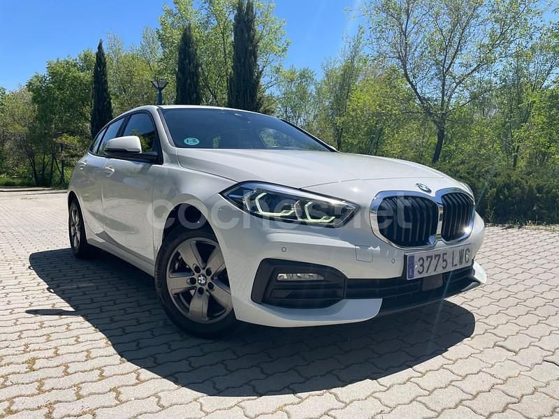 Blanco Usado 2022 BMW 118 Utilitario | 18.990 € (Precio justo) - Imagen 1/4